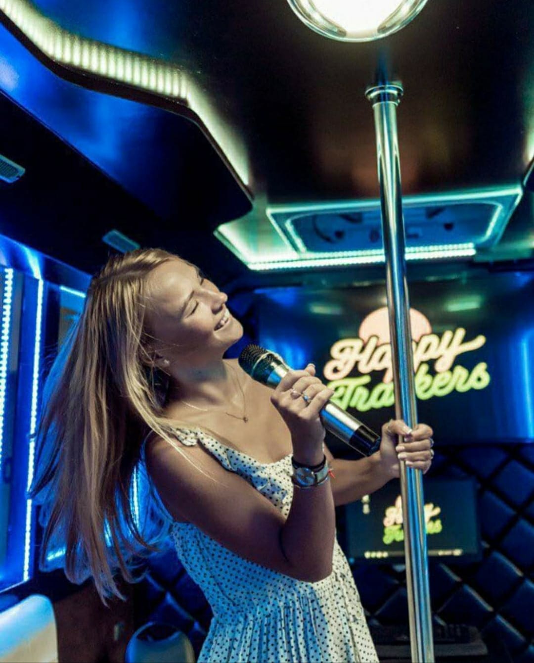 Happy Trackers Bus Tour bus